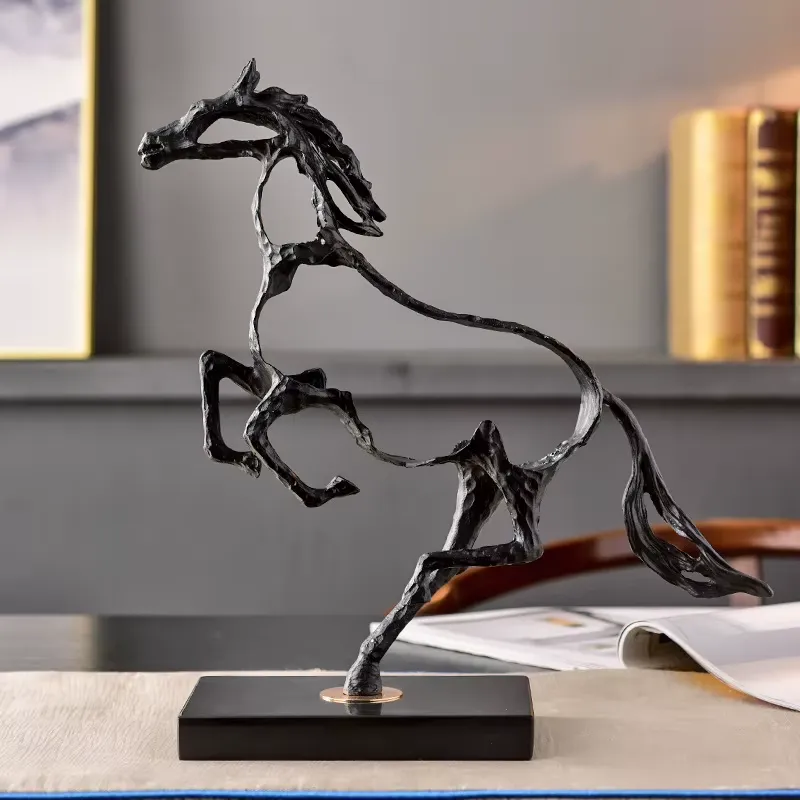 Sculpture de cheval en fer noi - Art Craft Gallery avis et prix